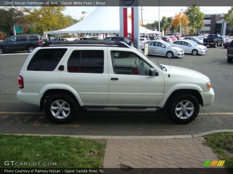 Glacier White Pearl / Beige 2003 Nissan Pathfinder SE 4x4