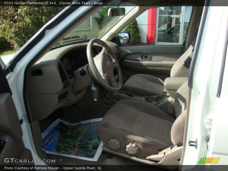 Glacier White Pearl / Beige 2003 Nissan Pathfinder SE 4x4
