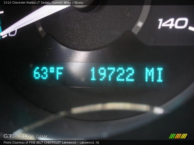 Summit White / Ebony 2010 Chevrolet Malibu LT Sedan