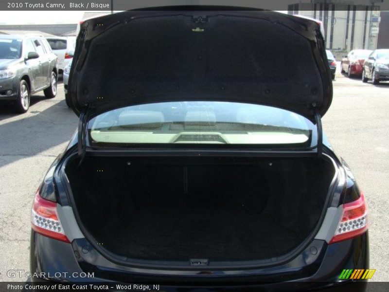 Black / Bisque 2010 Toyota Camry