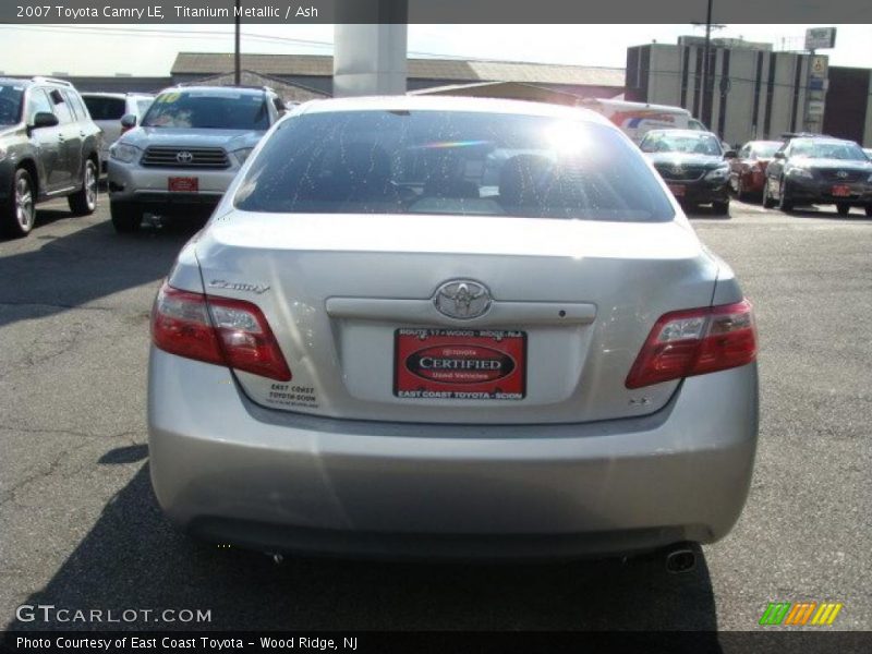 Titanium Metallic / Ash 2007 Toyota Camry LE