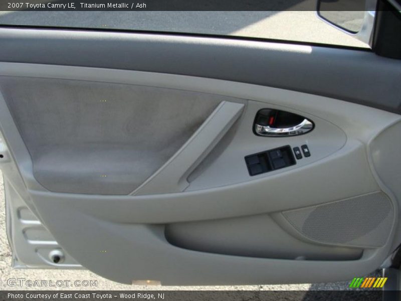 Titanium Metallic / Ash 2007 Toyota Camry LE