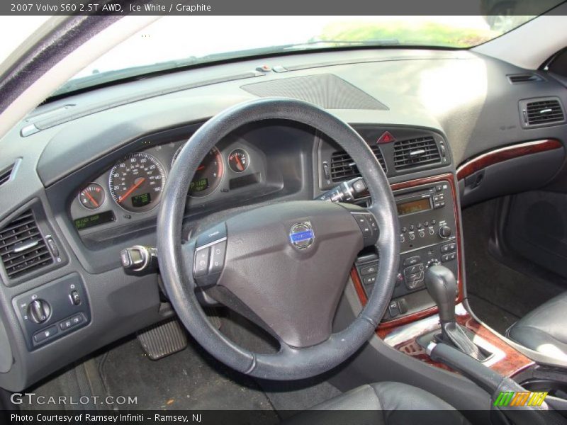  2007 S60 2.5T AWD Steering Wheel
