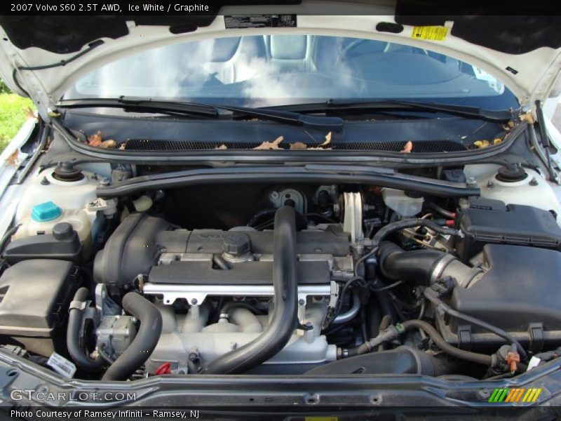  2007 S60 2.5T AWD Engine - 2.5 Liter Turbocharged DOHC 20-Valve 5 Cylinder