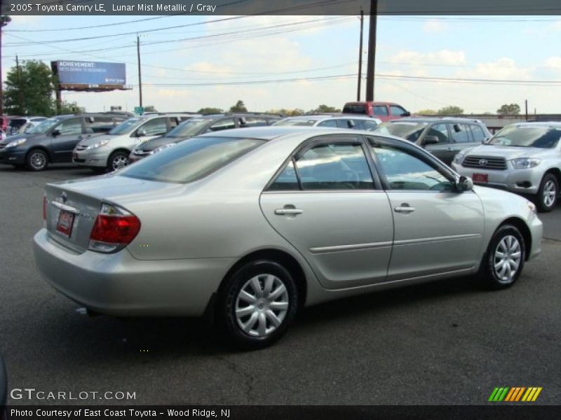 Lunar Mist Metallic / Gray 2005 Toyota Camry LE
