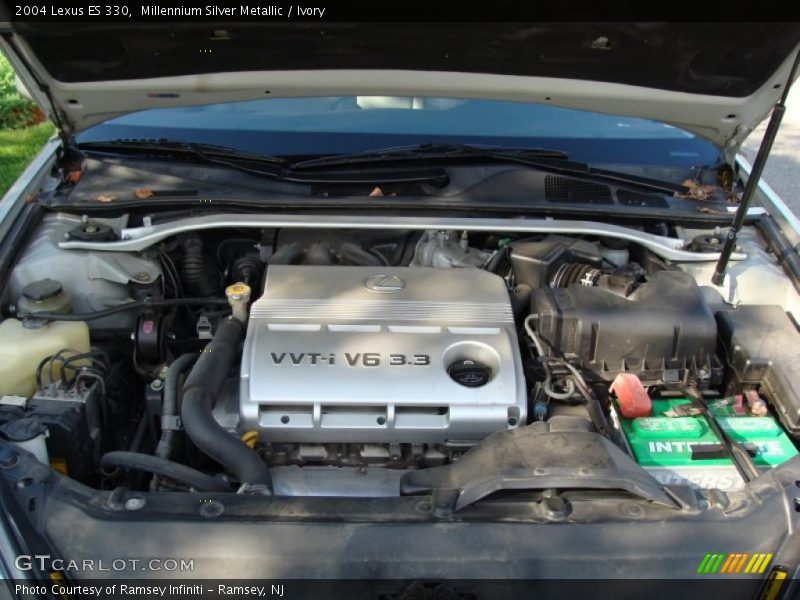 Millennium Silver Metallic / Ivory 2004 Lexus ES 330
