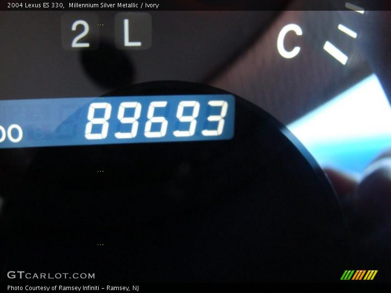 Millennium Silver Metallic / Ivory 2004 Lexus ES 330