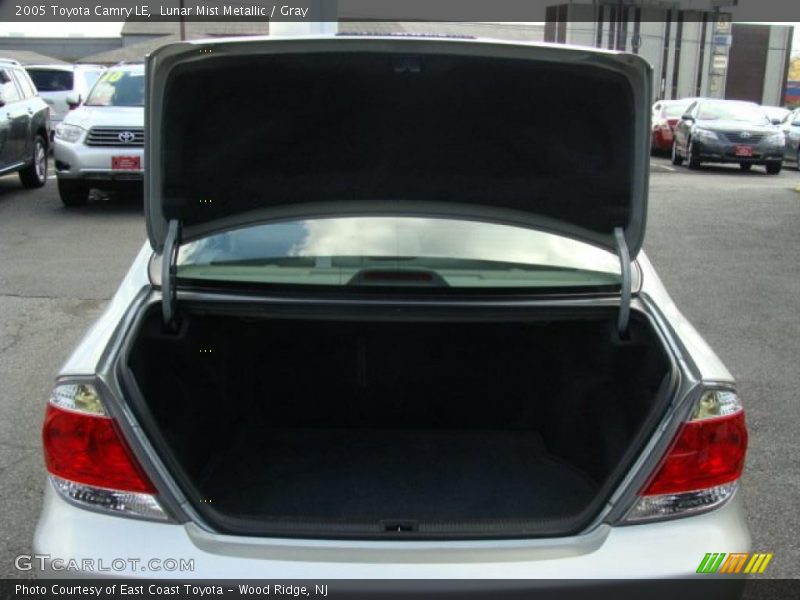 Lunar Mist Metallic / Gray 2005 Toyota Camry LE