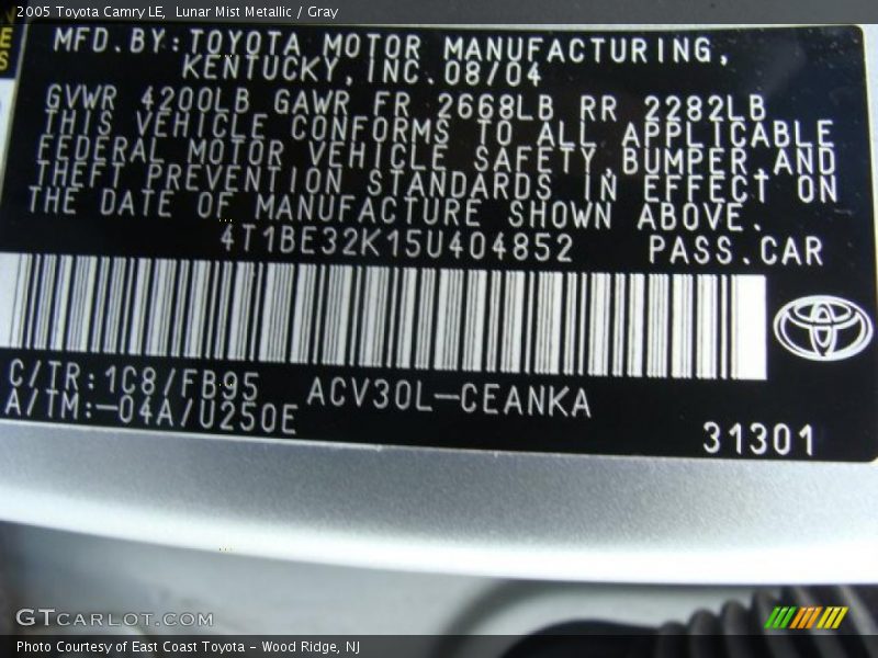 Lunar Mist Metallic / Gray 2005 Toyota Camry LE