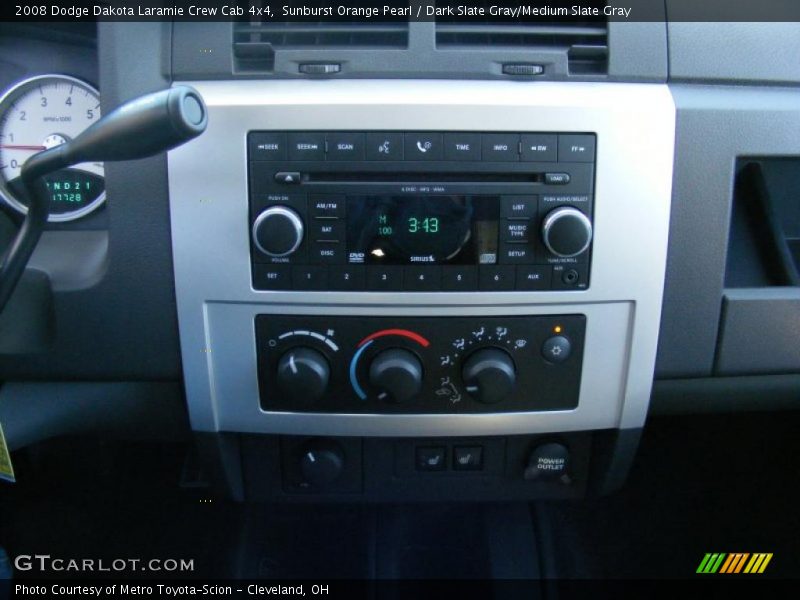 Sunburst Orange Pearl / Dark Slate Gray/Medium Slate Gray 2008 Dodge Dakota Laramie Crew Cab 4x4
