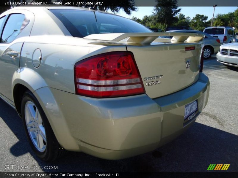 White Gold / Dark Slate Gray 2010 Dodge Avenger R/T