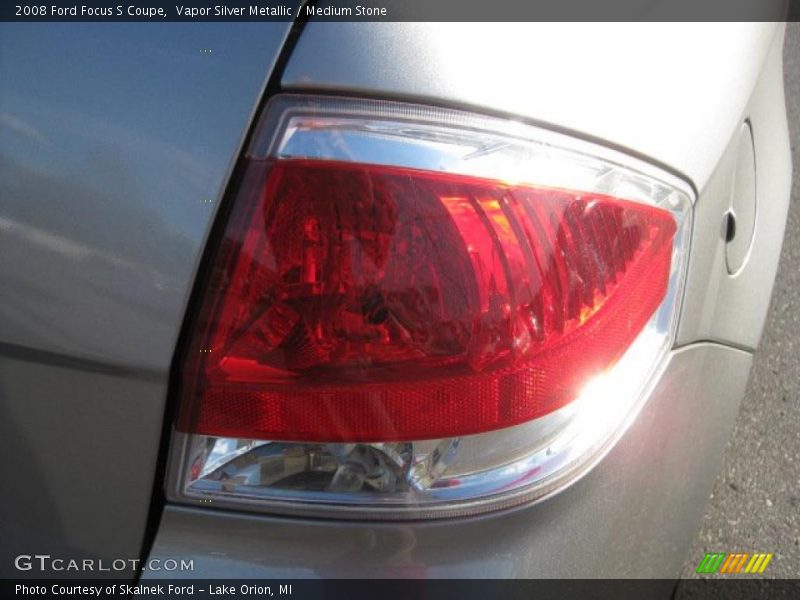 Vapor Silver Metallic / Medium Stone 2008 Ford Focus S Coupe