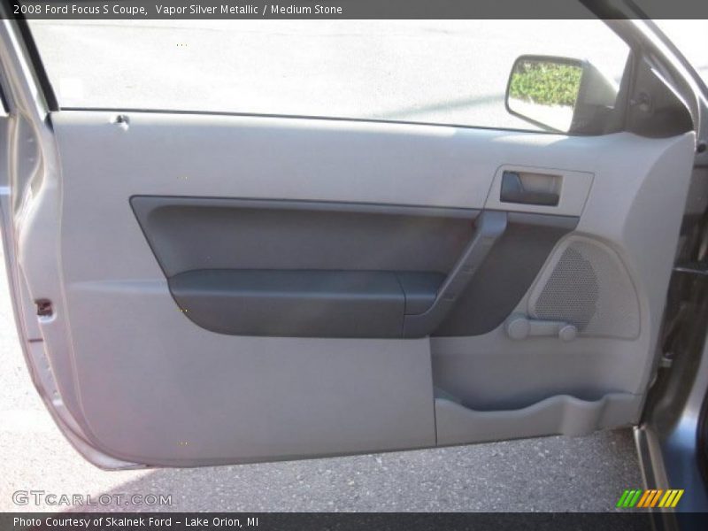 Vapor Silver Metallic / Medium Stone 2008 Ford Focus S Coupe