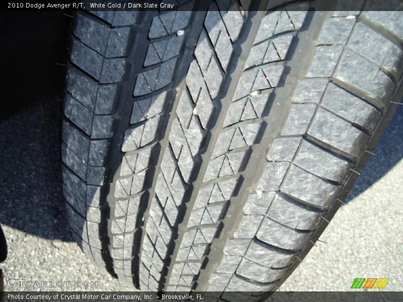 White Gold / Dark Slate Gray 2010 Dodge Avenger R/T