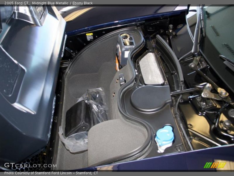  2005 GT  Trunk