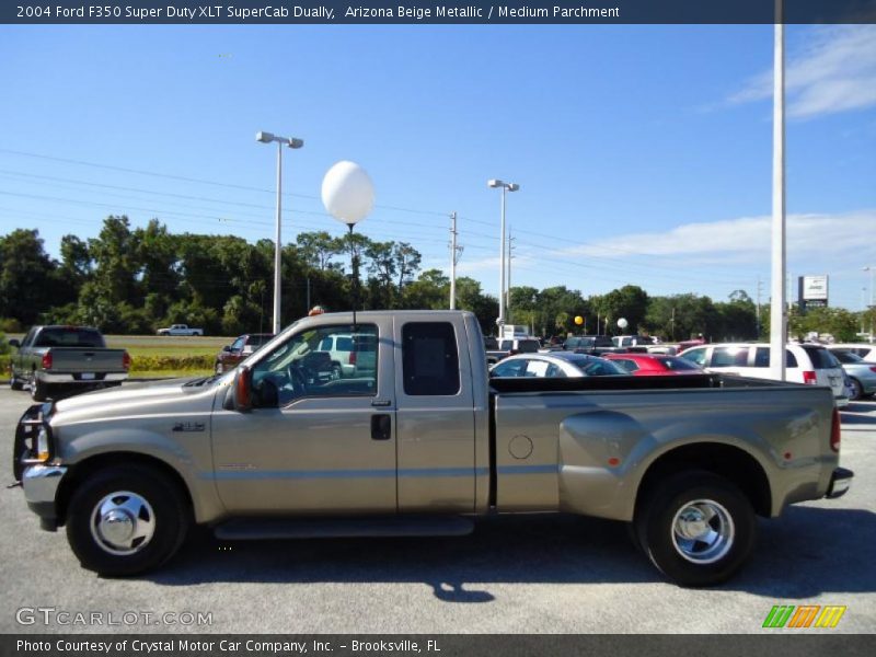 Arizona Beige Metallic / Medium Parchment 2004 Ford F350 Super Duty XLT SuperCab Dually