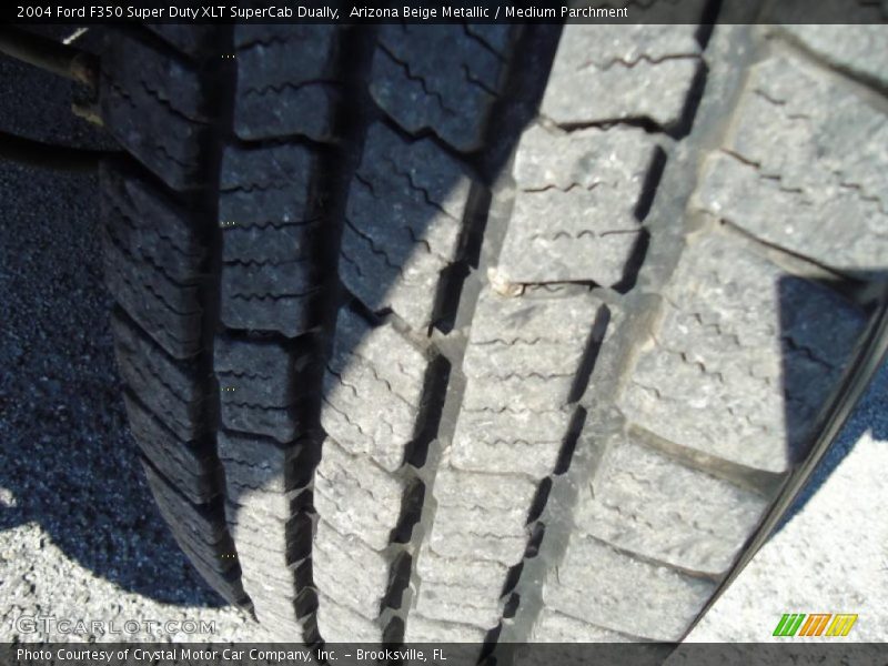 Arizona Beige Metallic / Medium Parchment 2004 Ford F350 Super Duty XLT SuperCab Dually