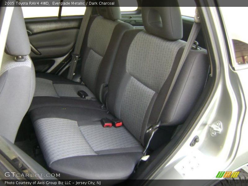 Everglade Metallic / Dark Charcoal 2005 Toyota RAV4 4WD