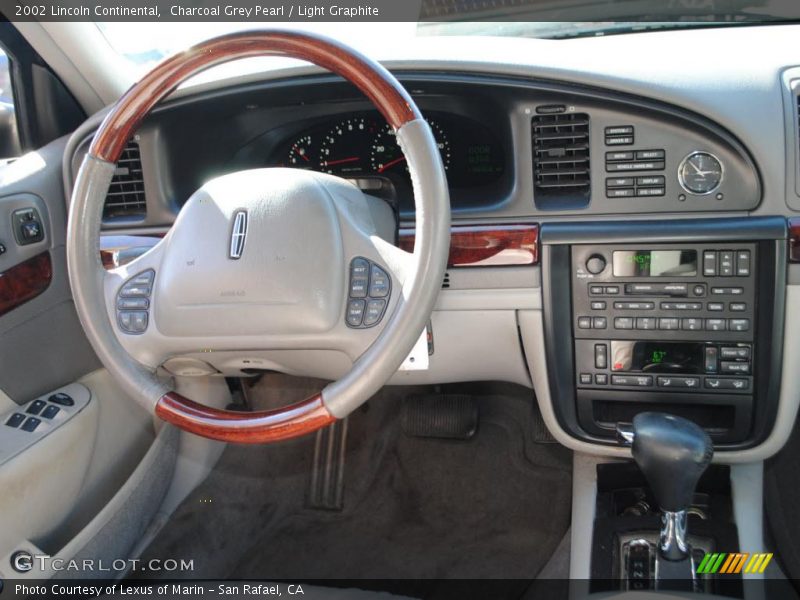 Dashboard of 2002 Continental 