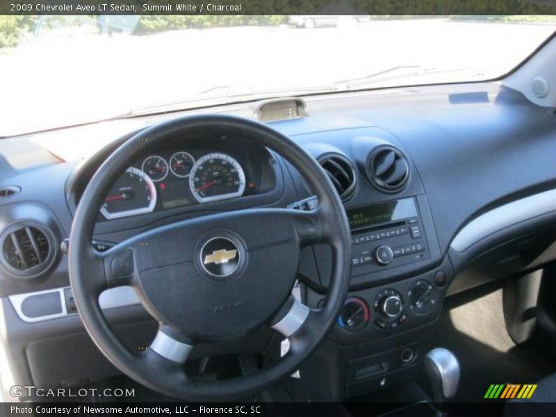 Summit White / Charcoal 2009 Chevrolet Aveo LT Sedan