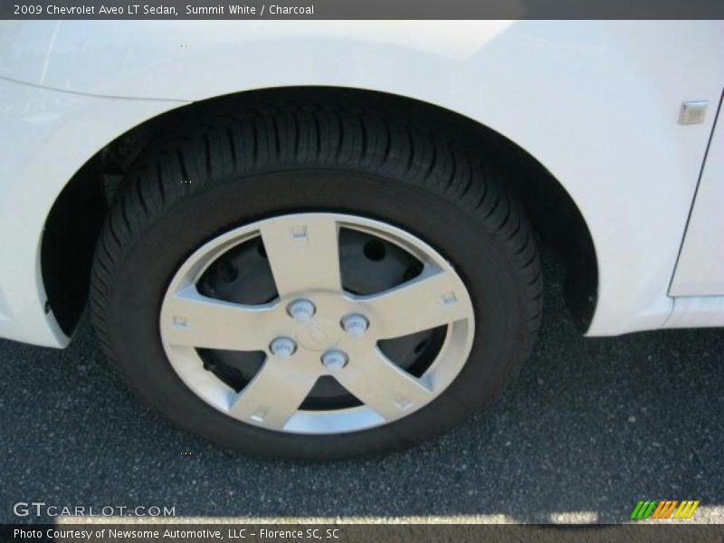 Summit White / Charcoal 2009 Chevrolet Aveo LT Sedan