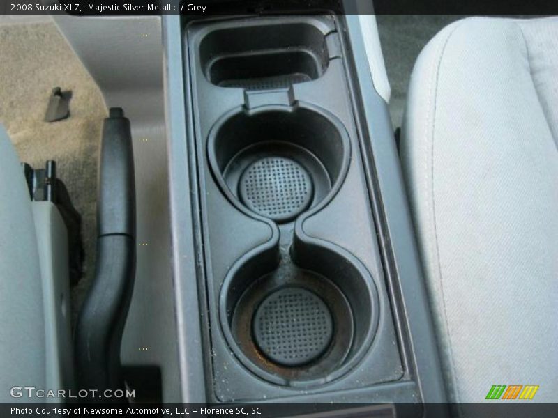 Majestic Silver Metallic / Grey 2008 Suzuki XL7