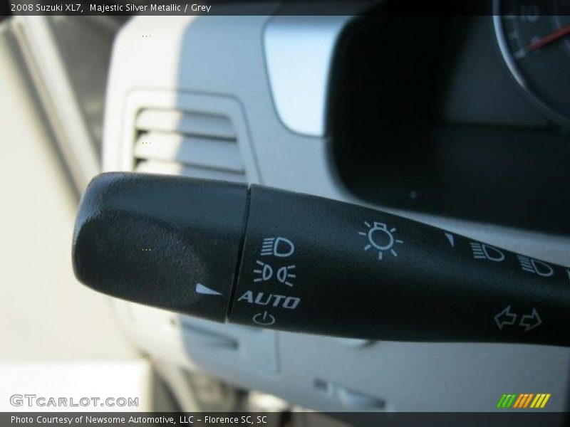Majestic Silver Metallic / Grey 2008 Suzuki XL7