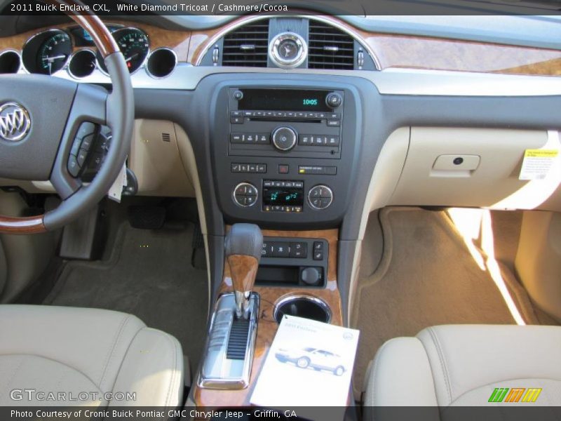 White Diamond Tricoat / Cashmere/Cocoa 2011 Buick Enclave CXL