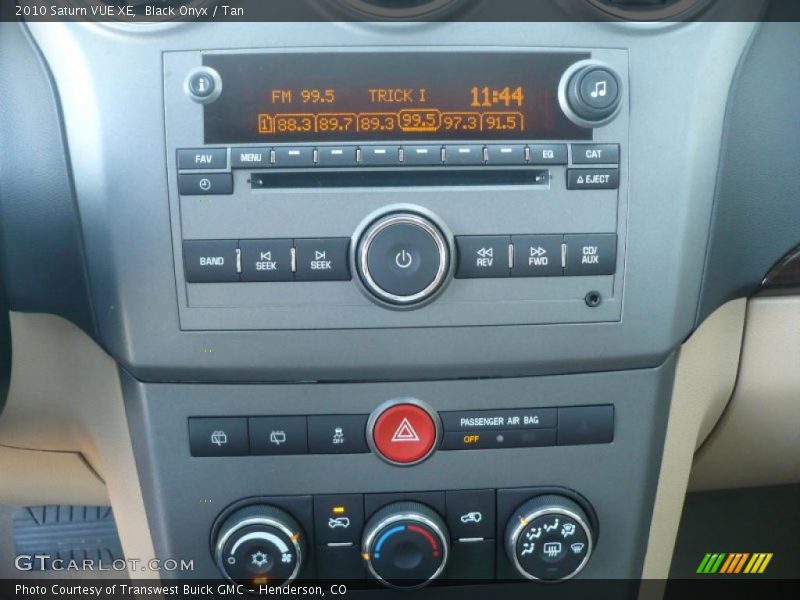 Controls of 2010 VUE XE