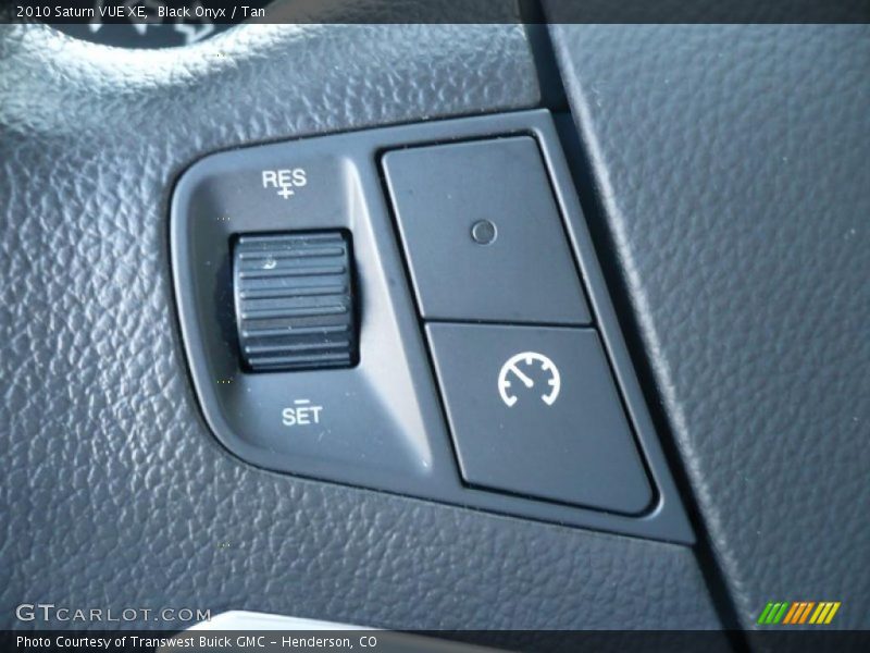 Black Onyx / Tan 2010 Saturn VUE XE