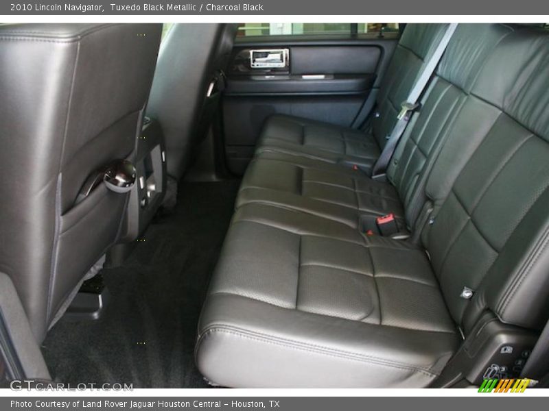  2010 Navigator  Charcoal Black Interior