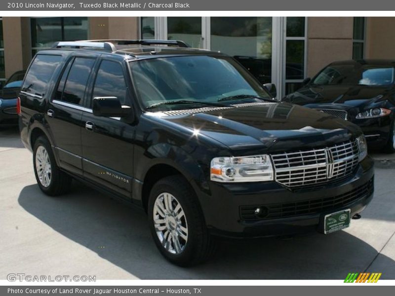 Tuxedo Black Metallic / Charcoal Black 2010 Lincoln Navigator