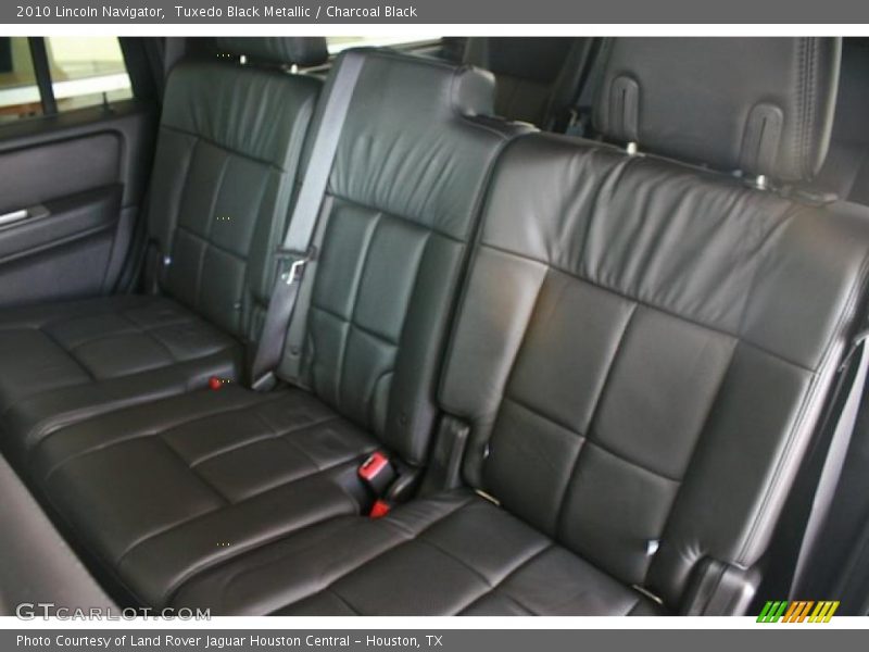  2010 Navigator  Charcoal Black Interior