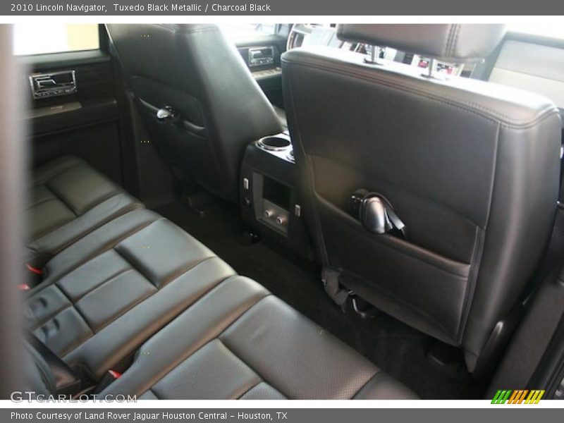 Tuxedo Black Metallic / Charcoal Black 2010 Lincoln Navigator