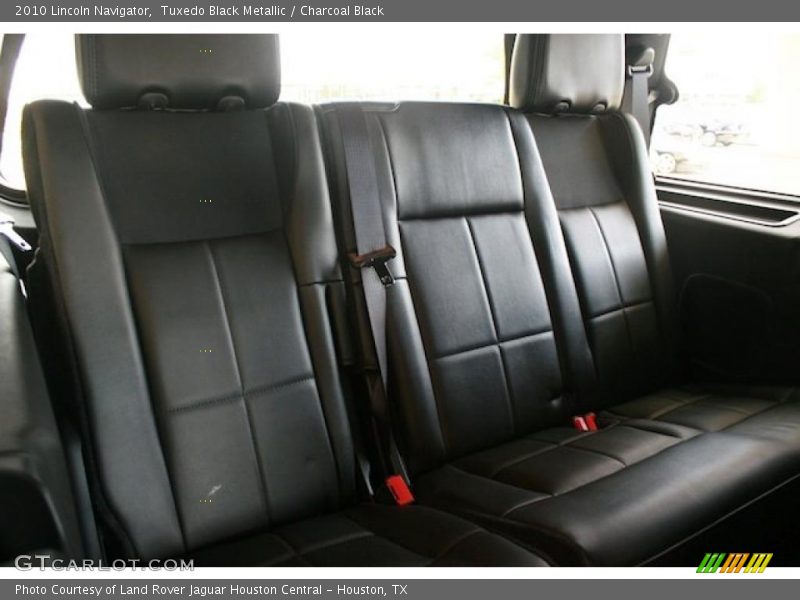 Tuxedo Black Metallic / Charcoal Black 2010 Lincoln Navigator