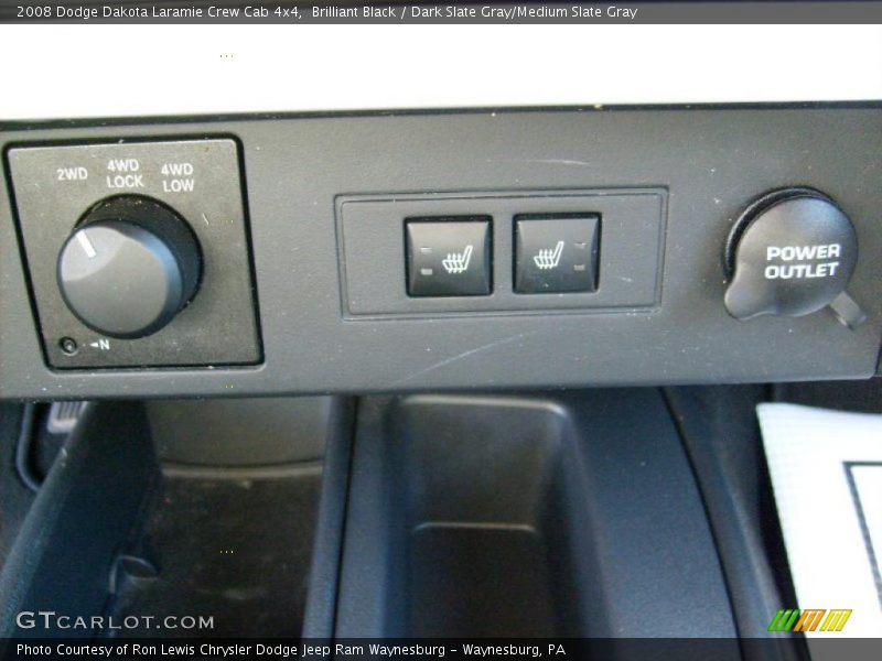 Brilliant Black / Dark Slate Gray/Medium Slate Gray 2008 Dodge Dakota Laramie Crew Cab 4x4