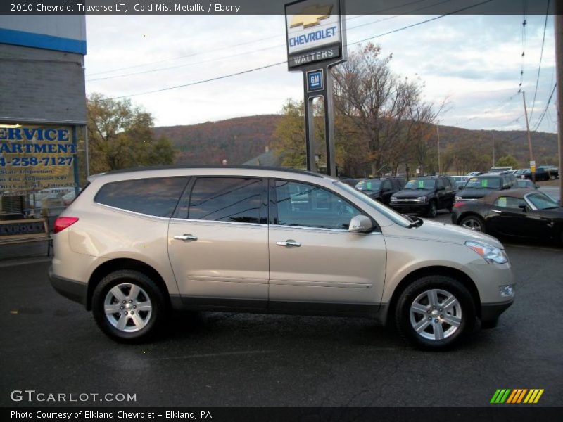 Gold Mist Metallic / Ebony 2010 Chevrolet Traverse LT