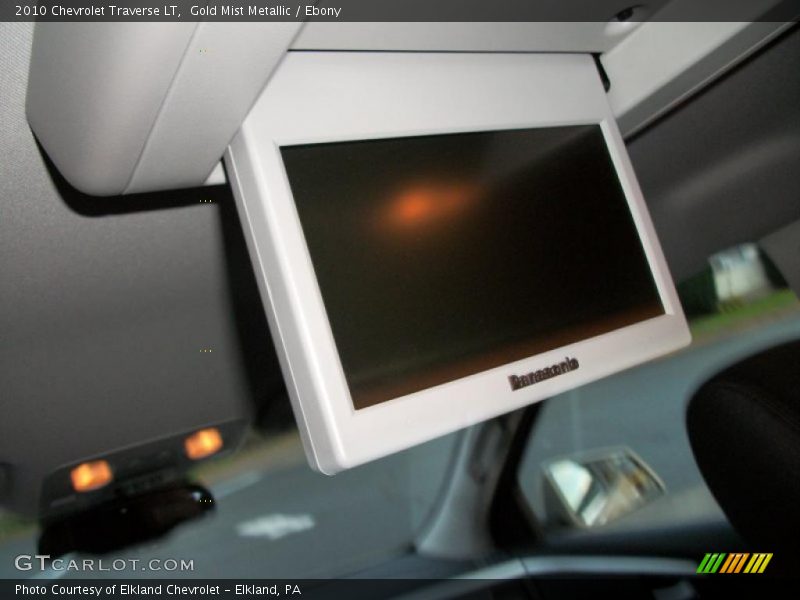 Gold Mist Metallic / Ebony 2010 Chevrolet Traverse LT