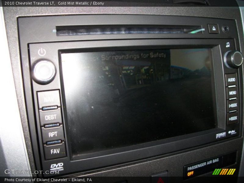 Gold Mist Metallic / Ebony 2010 Chevrolet Traverse LT