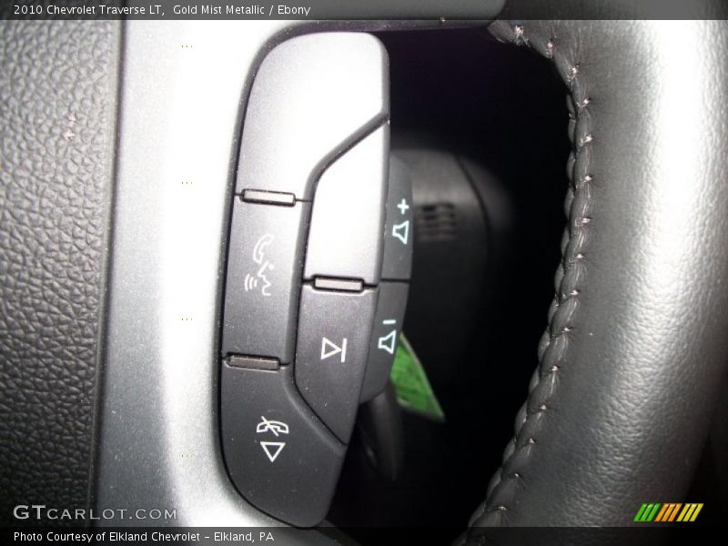 Gold Mist Metallic / Ebony 2010 Chevrolet Traverse LT