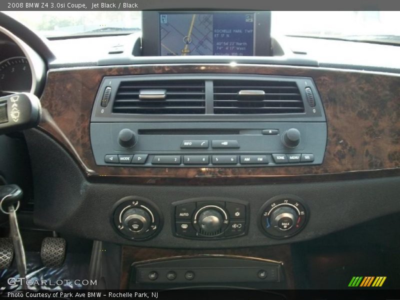 Controls of 2008 Z4 3.0si Coupe