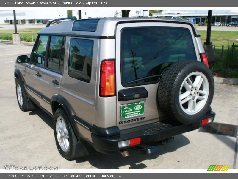 White Gold / Alpaca Beige 2003 Land Rover Discovery SE7