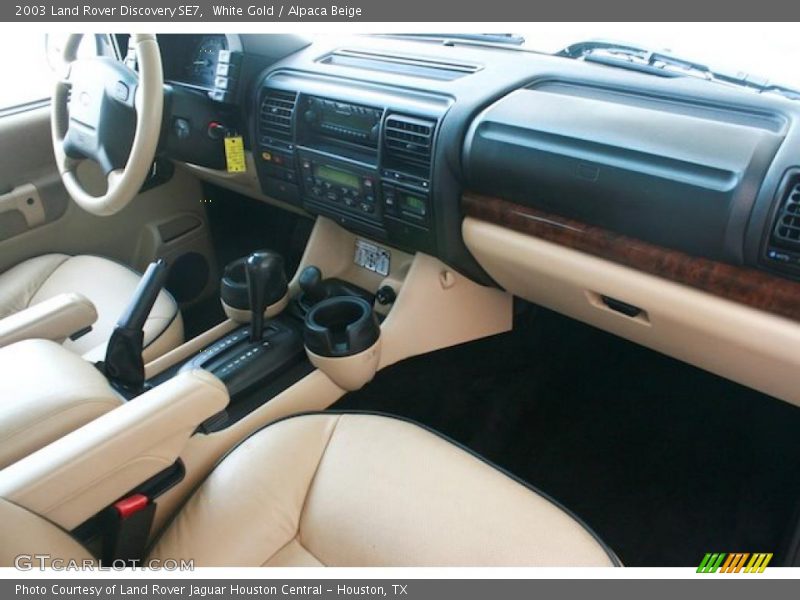 Dashboard of 2003 Discovery SE7