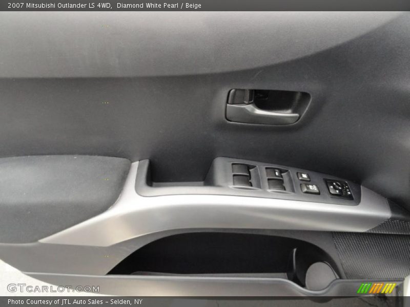 Diamond White Pearl / Beige 2007 Mitsubishi Outlander LS 4WD
