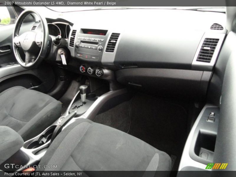 Diamond White Pearl / Beige 2007 Mitsubishi Outlander LS 4WD