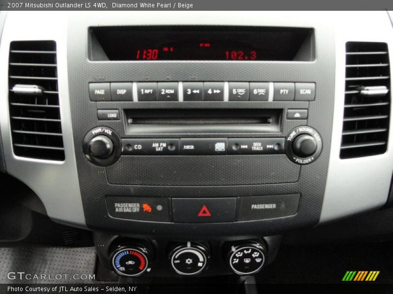 Diamond White Pearl / Beige 2007 Mitsubishi Outlander LS 4WD