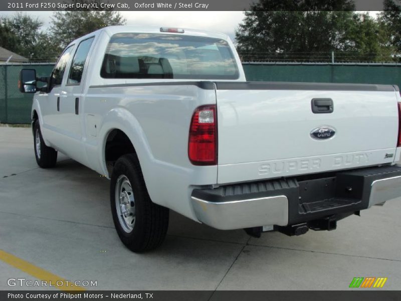 Oxford White / Steel Gray 2011 Ford F250 Super Duty XL Crew Cab