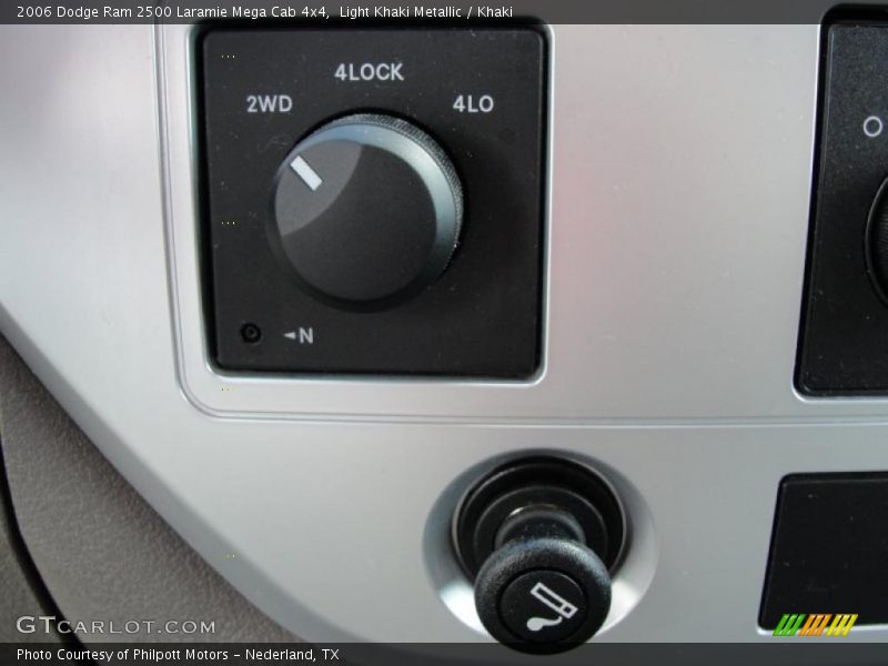 Light Khaki Metallic / Khaki 2006 Dodge Ram 2500 Laramie Mega Cab 4x4