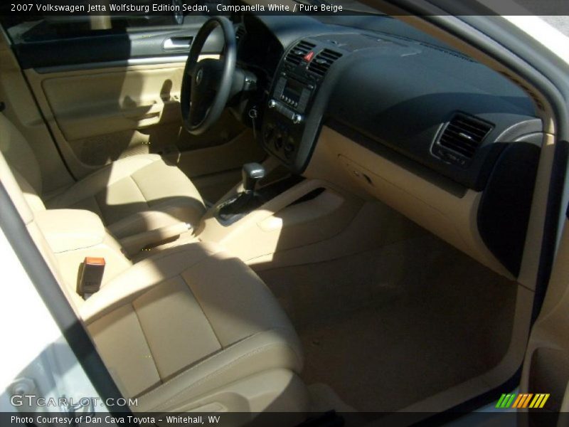 Campanella White / Pure Beige 2007 Volkswagen Jetta Wolfsburg Edition Sedan