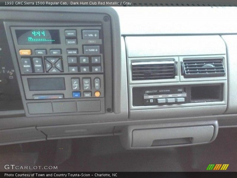 Controls of 1993 Sierra 1500 Regular Cab